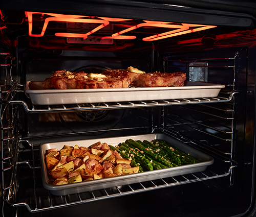 Roast vs. Bake: What’s the Difference? | Appliance Answers